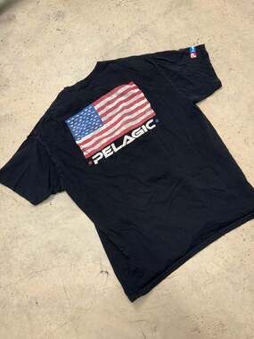 Pelagic Men's Americamo Icon Fishing T-Shirt US Flag Black